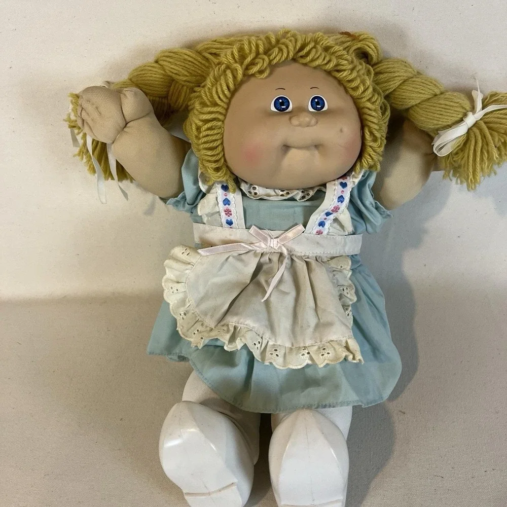 Cabbage Patch Kids World Traveler 1982 Holland Nostalgic Doll‎ 80s Fun! Adorable